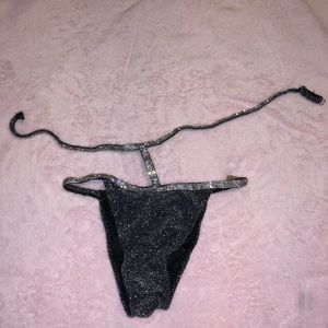 Fancy thong/bottoms